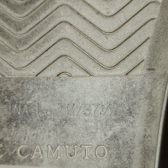 Leopard Print Vince Camuto Senile Lace Up Sneakers - Picture 6 of 7